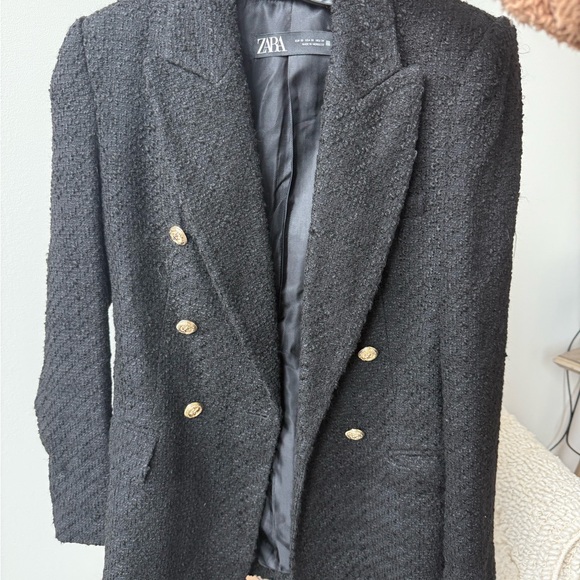 Zara Women's Tweed Black Blazer with Gold Buttons - Picture 2 of 6